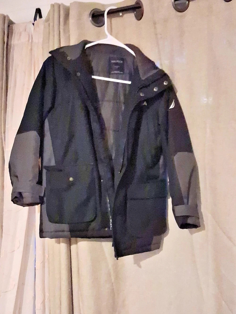 Nautica Sport Puffer Jacket in Black & Gray Like New